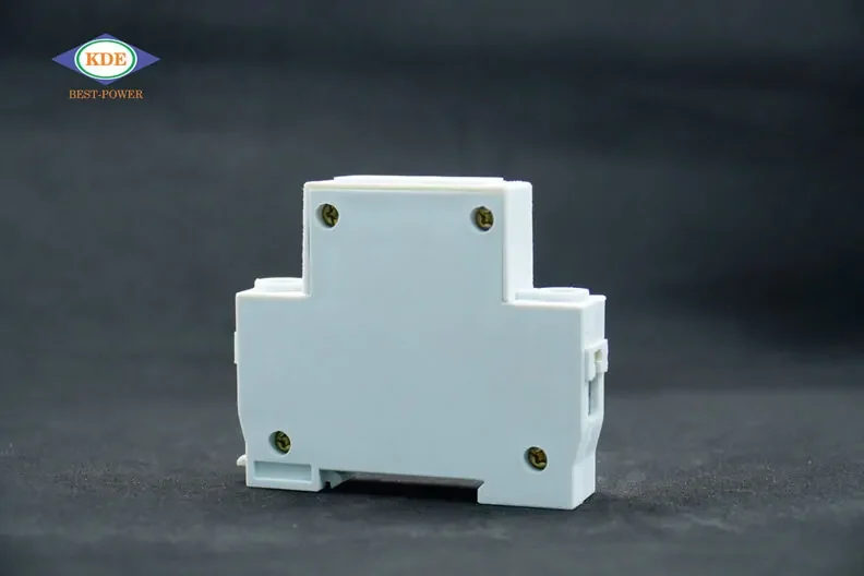 Nguyên lý hoạt động ổ cắm thanh ray là gì?