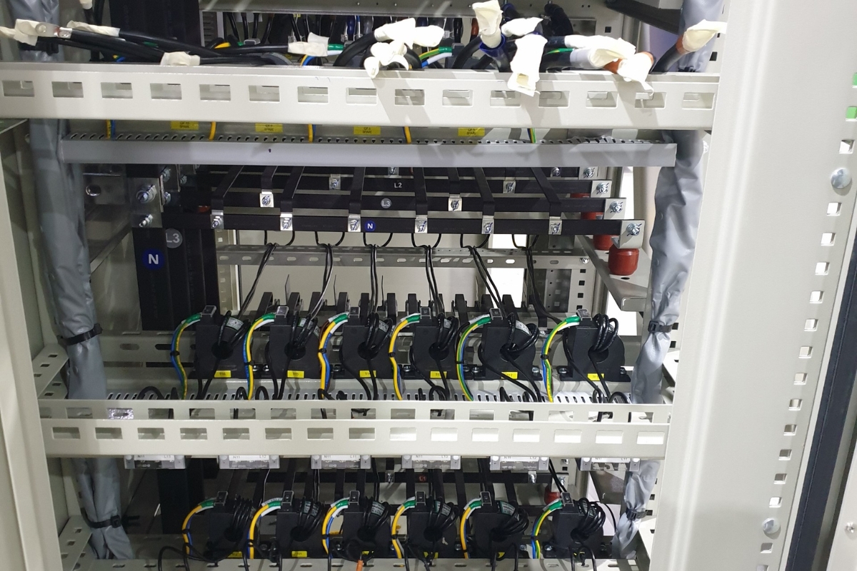 Tìm hiểu tủ điện ATS và tầm quan trọng của nó